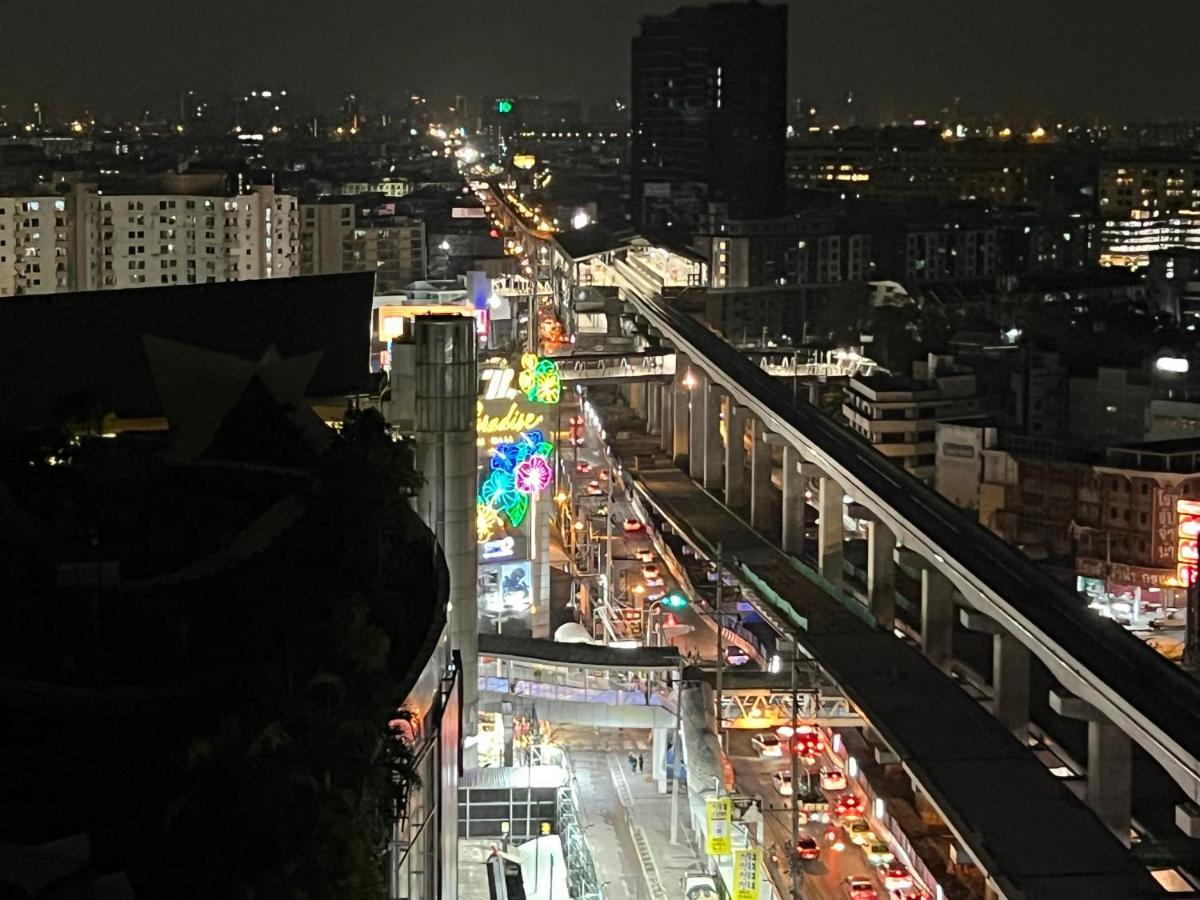 Mall Suites Hotel Bangkok Esterno foto