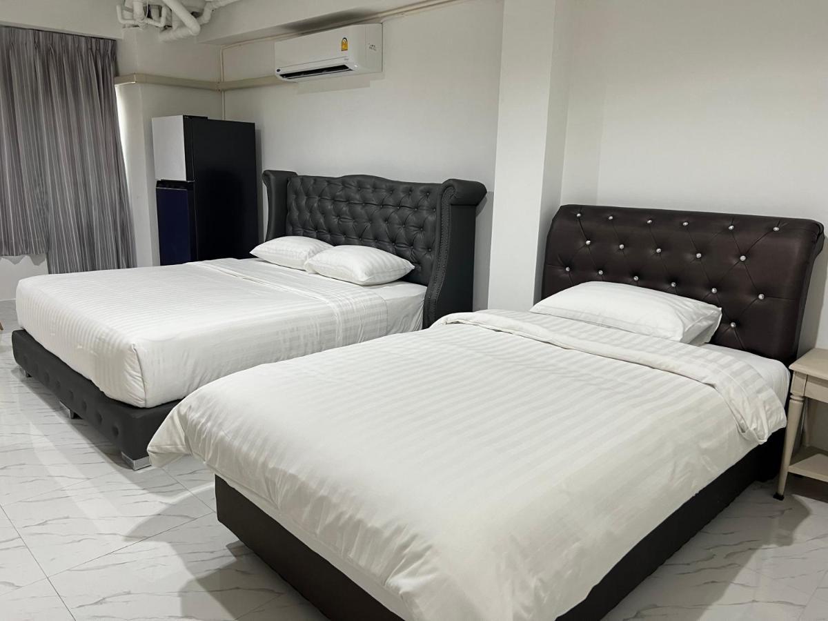 Mall Suites Hotel Bangkok Esterno foto