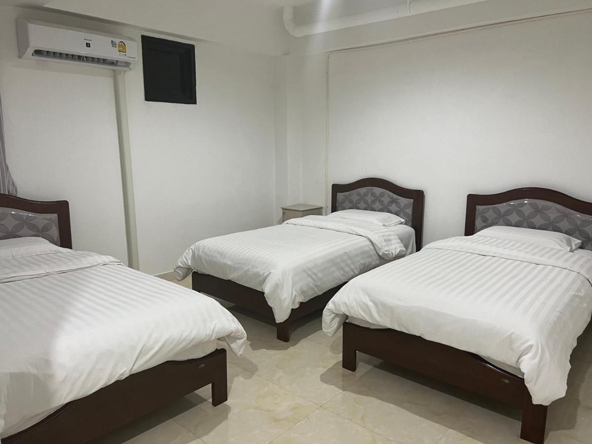 Mall Suites Hotel Bangkok Esterno foto