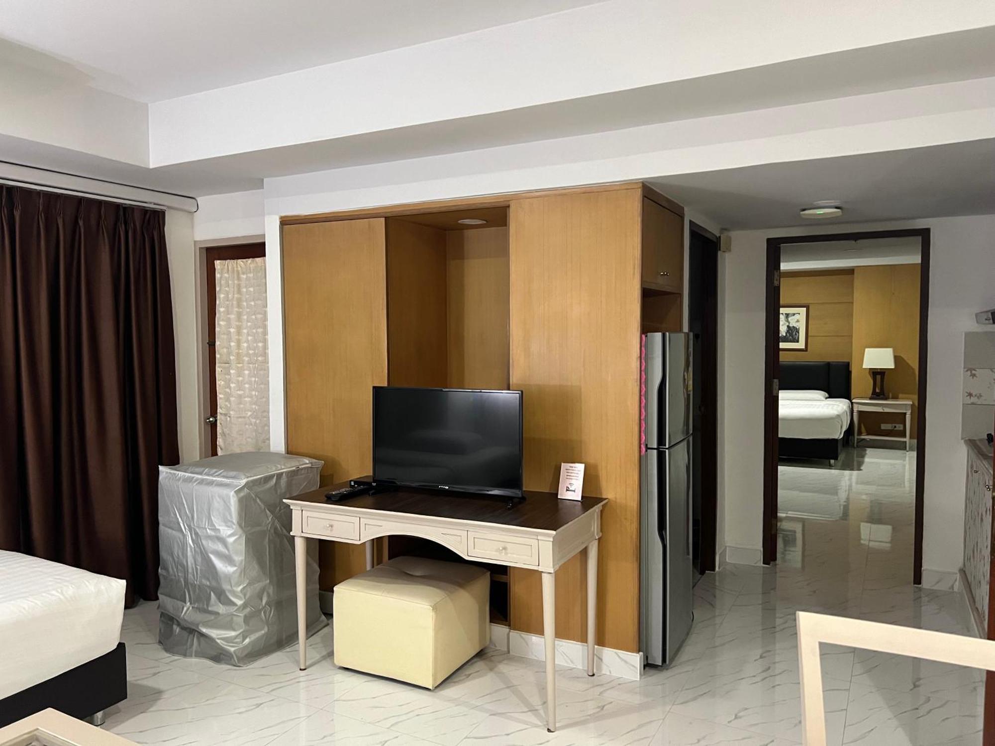 Mall Suites Hotel Bangkok Esterno foto