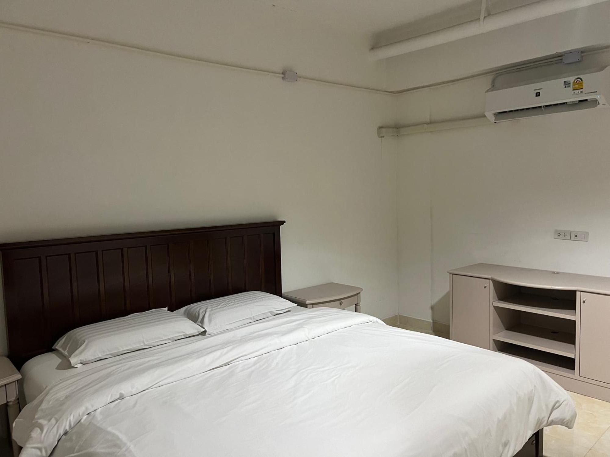 Mall Suites Hotel Bangkok Esterno foto